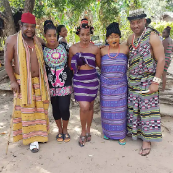 Yul Edochie, Queen Nwokoye, Ngozi Ezeonu, others on set of a new movie (Photos)